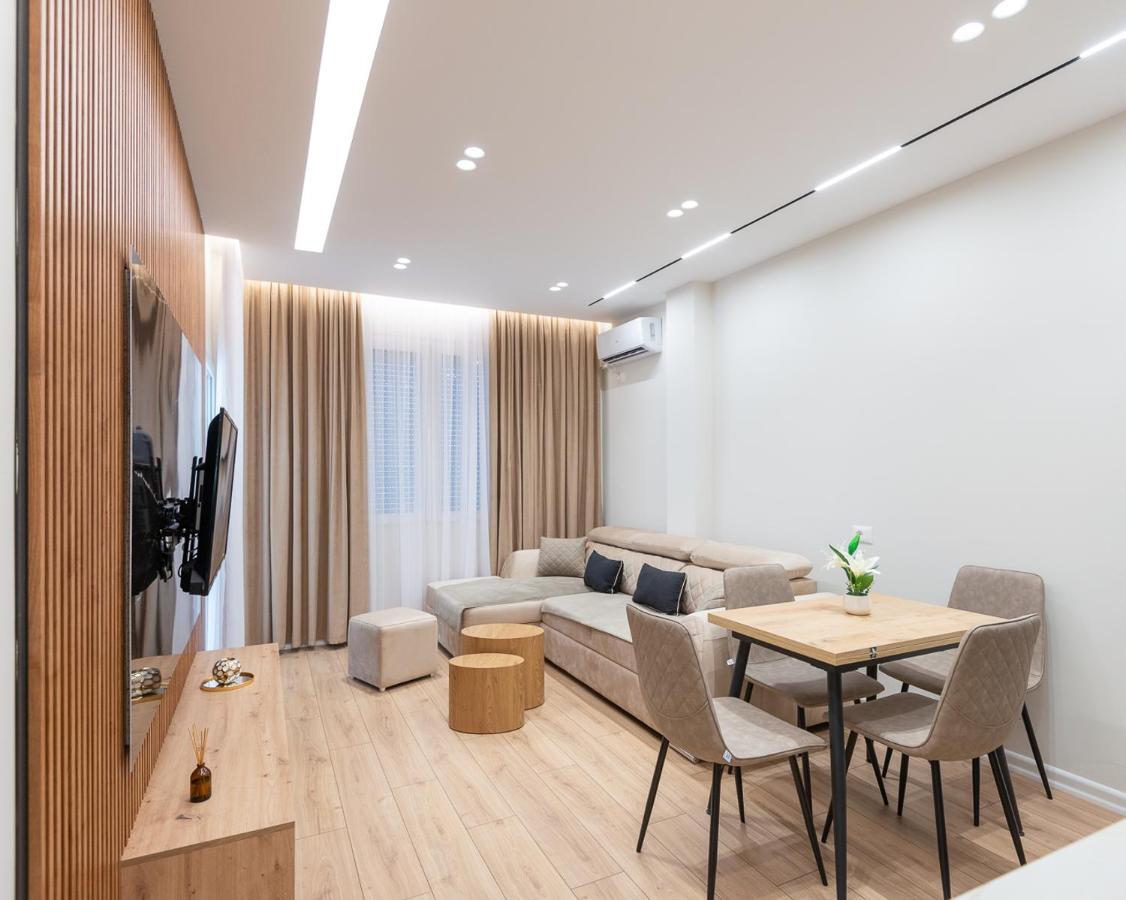 Arkle Apartment 3 Tirana Bagian luar foto