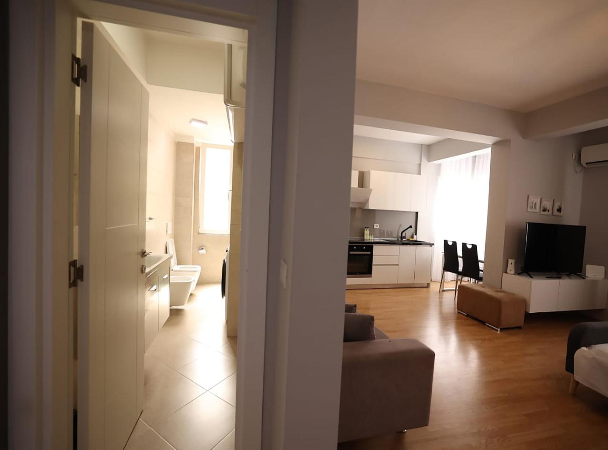 Arkle Apartment 3 Tirana Bagian luar foto